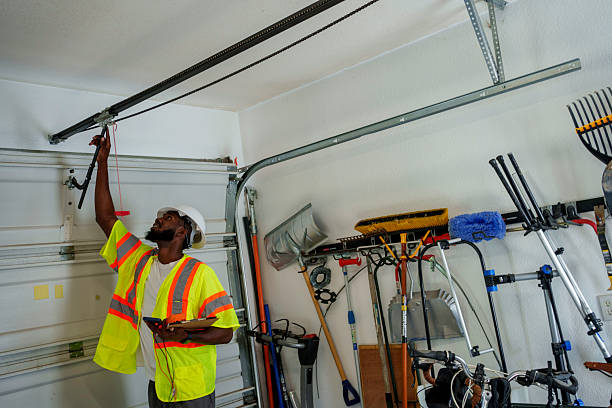 Professional Garage Door Installation technician working in Smith County County, MS